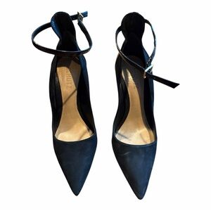 Schutz Elegant Black Ankle Strap Heels - Event - Date Night - Size 6.5 / EU 37